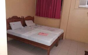 Гостиница Bee Pension