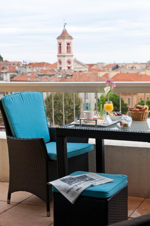 Фото Aston La Scala