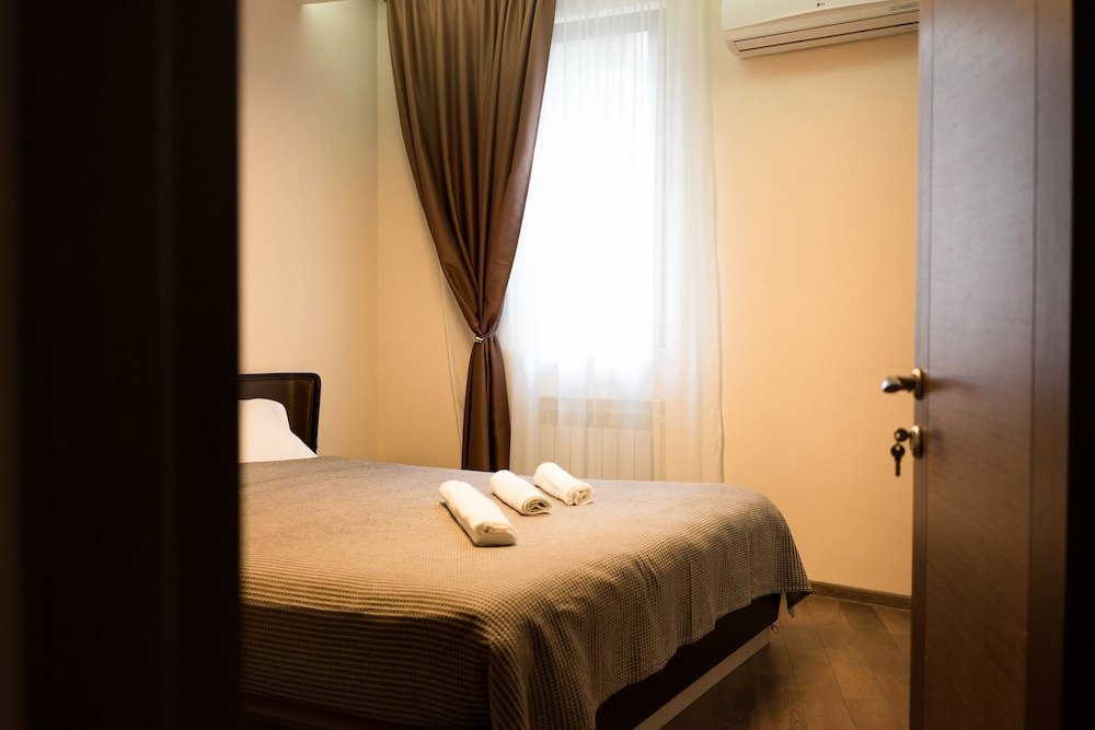 Фото Отель All Seasons