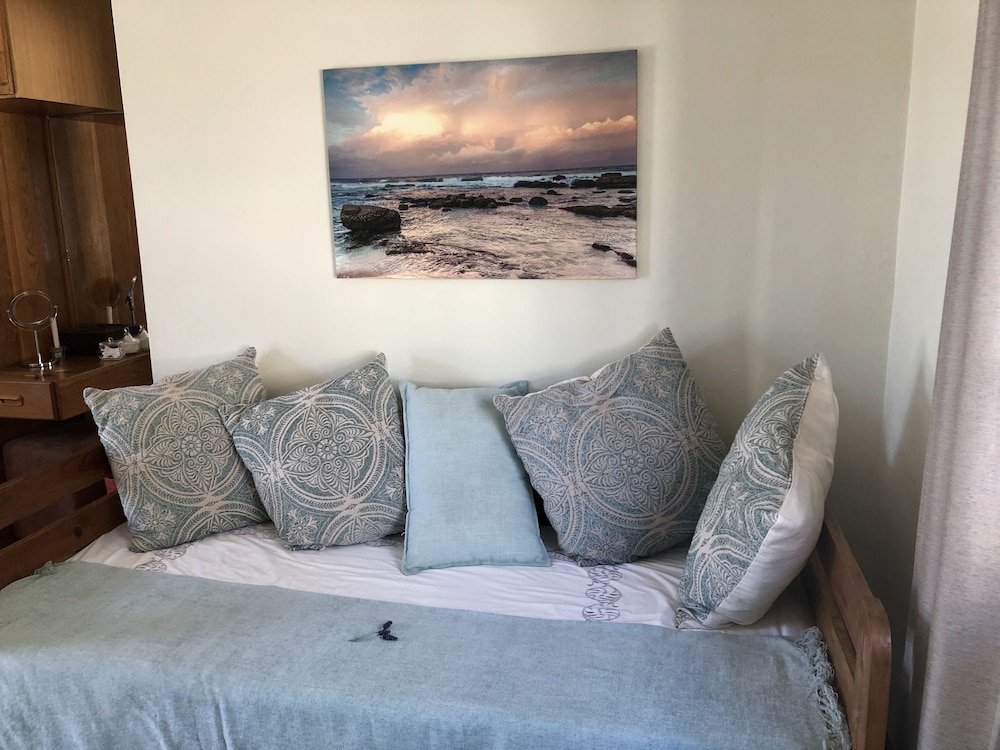 Фото Sandra's Guest House