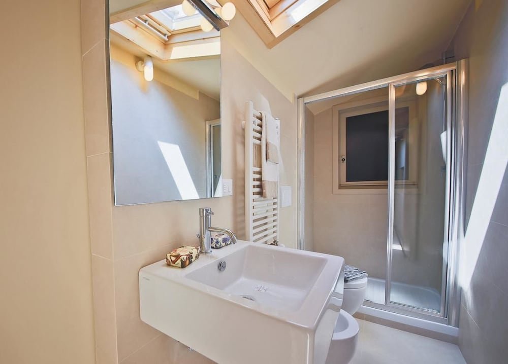 Фото Alfani Luxury Loft