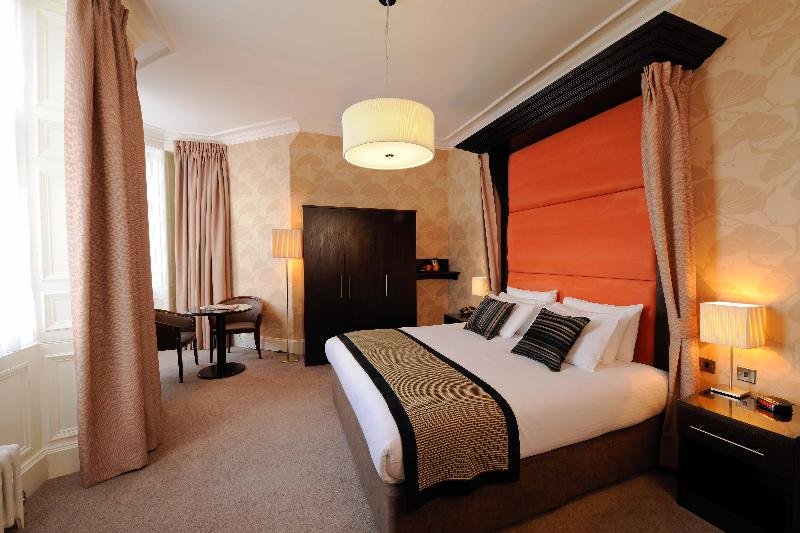 Фото Отель Leonardo Edinburgh Murrayfield