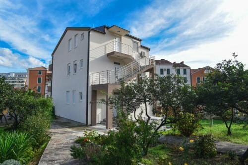 Гостиница Apartments Budva Center 2 в Будве