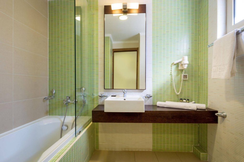 Фото Atlantica Amalthia Beach Hotel – Adults only