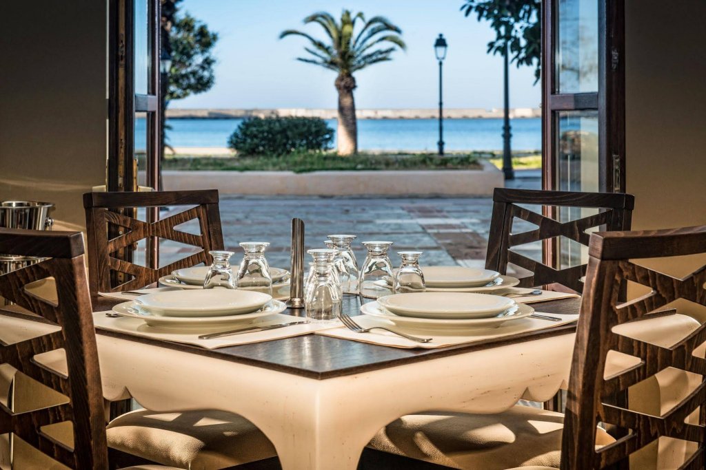 Фото Civitas Boutique Hotel