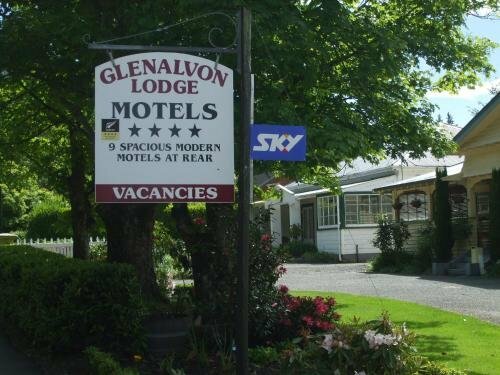 Гостиница Glenalvon Lodge Motels