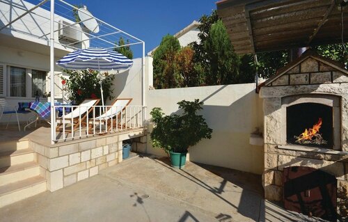 Гостиница Nice Home in Hvar With Wifi and 1 Bedrooms в Хваре