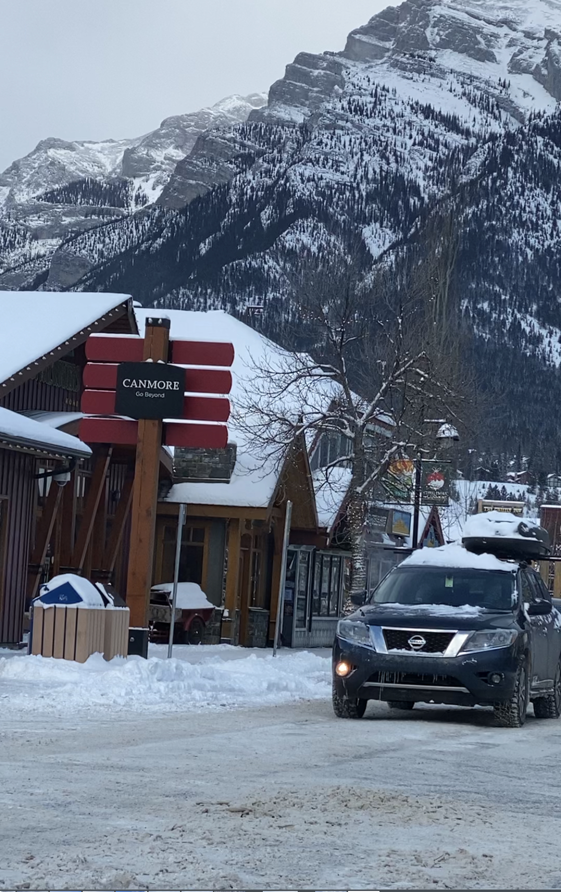 Фото Canmore Rocky Mountain Inn