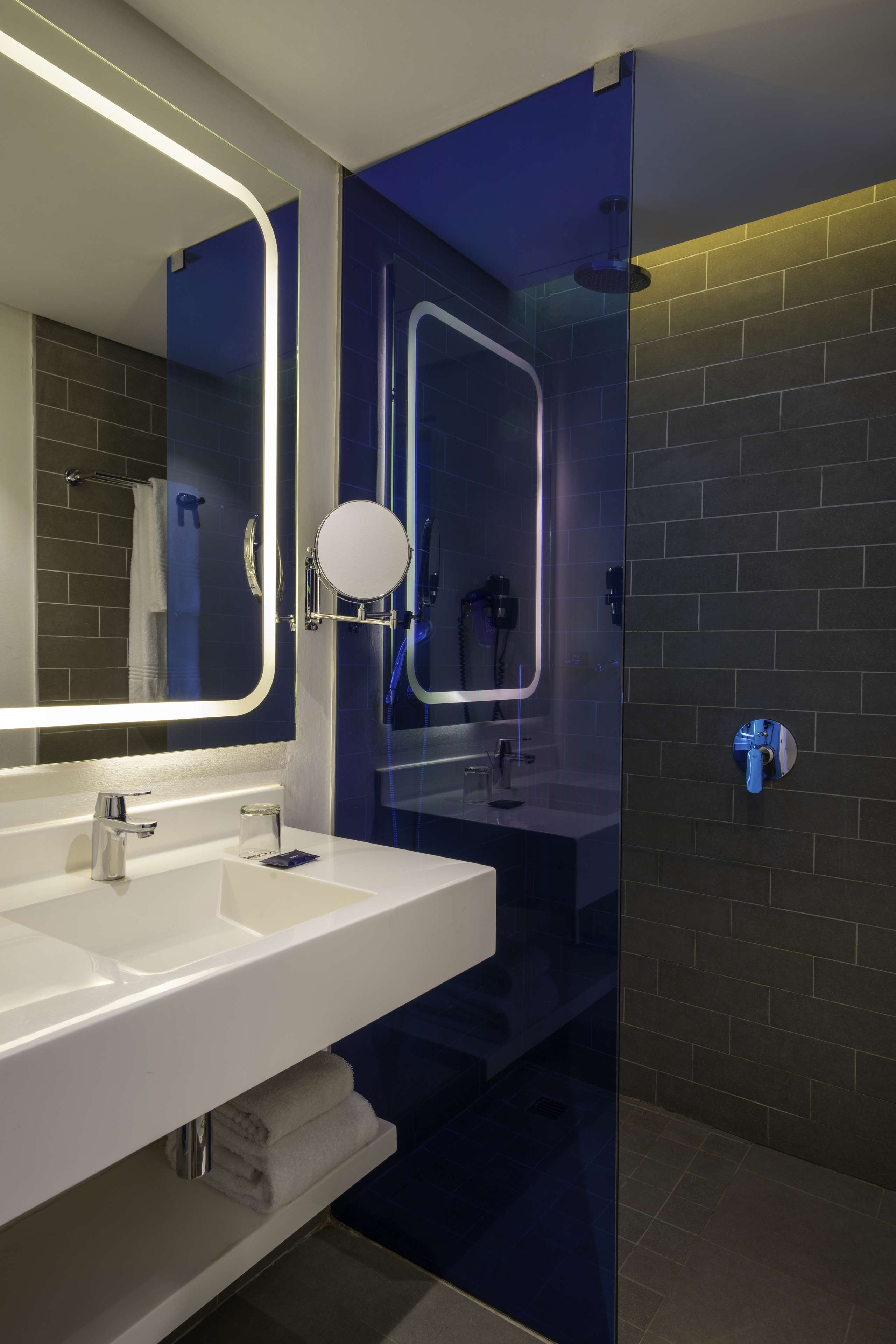 Фото Park Inn by Radisson Cape Town Newlands