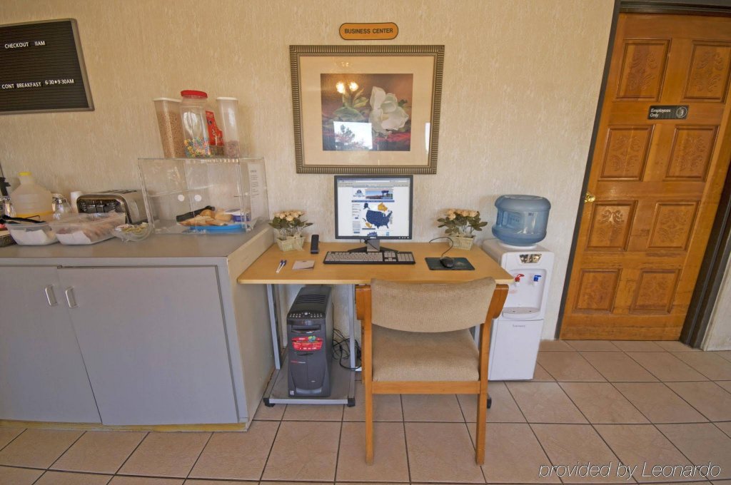 Фото Loyalty Inn Rockingham