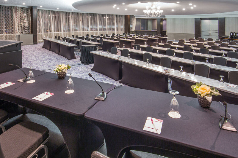 Гостиница Crowne Plaza Seattle Airport