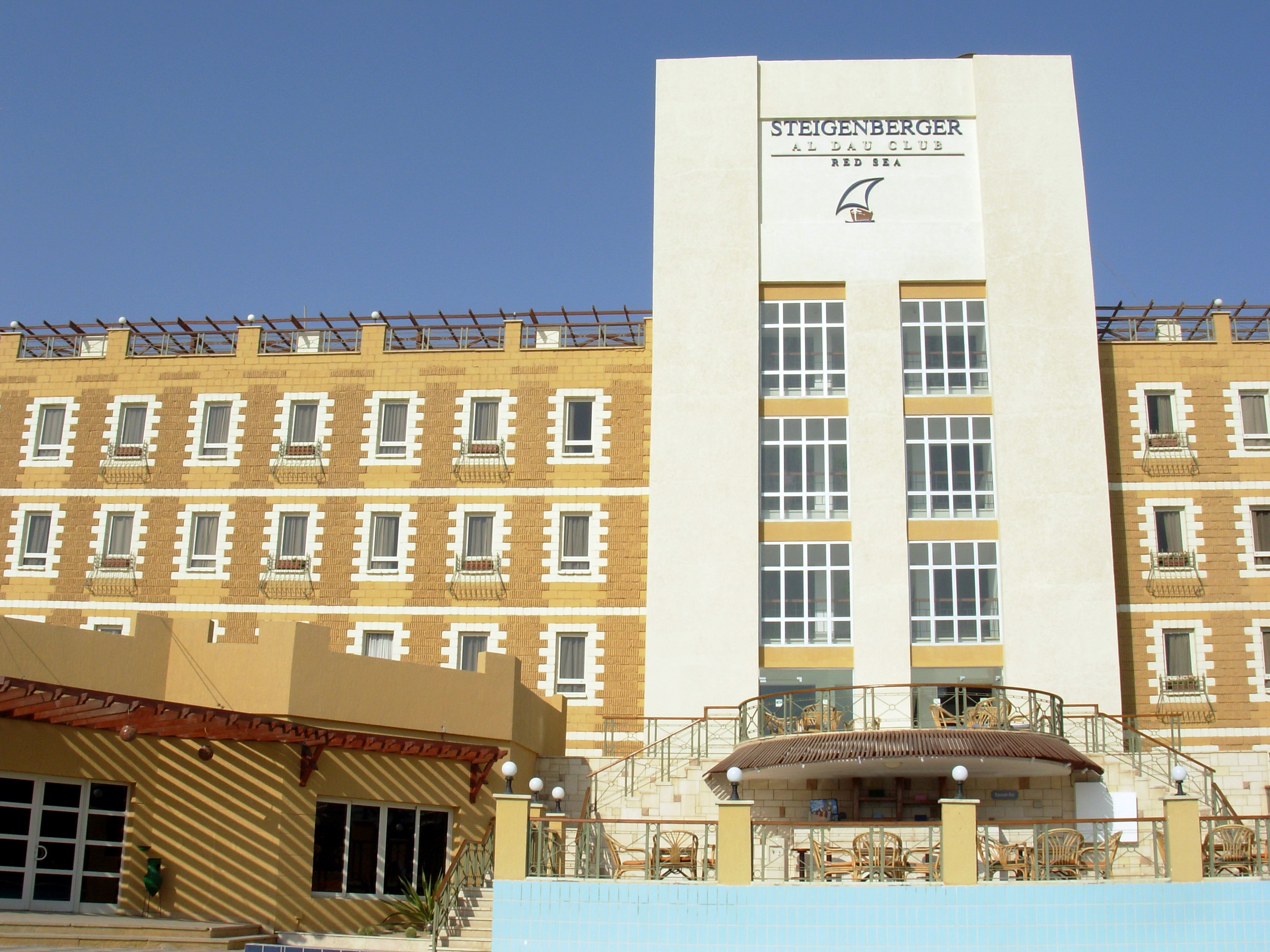 Фото отеля 3