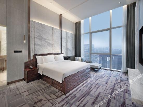 Фото Crowne Plaza Dalian Xinghai