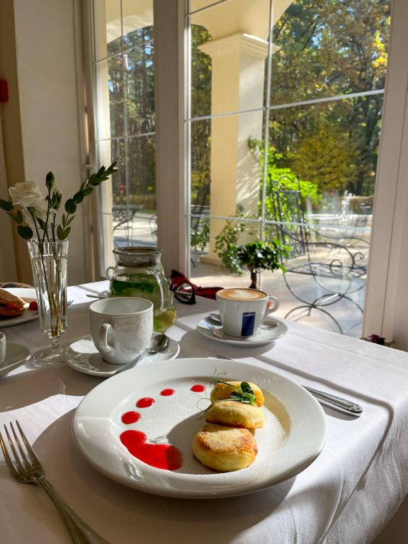 Фото Кронон Парк Отель