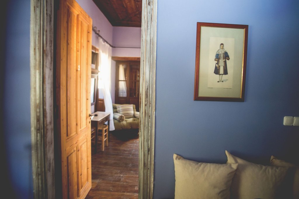 Фото Karnayo Traditional Houses