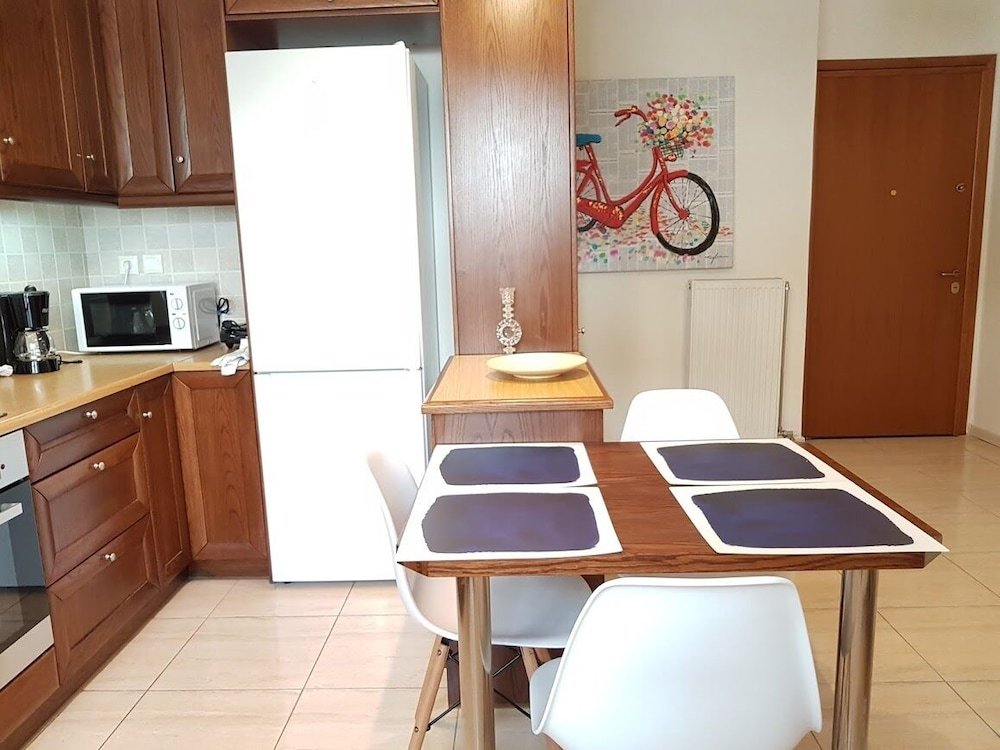 Фото Erra - Zephyr - Athens Center, 90m², 3 Bd, 1.5 Bath