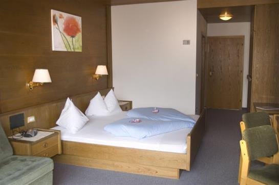 Фото Berghotel Tyrol