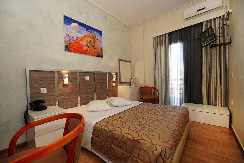 Фото Hotel Socrates