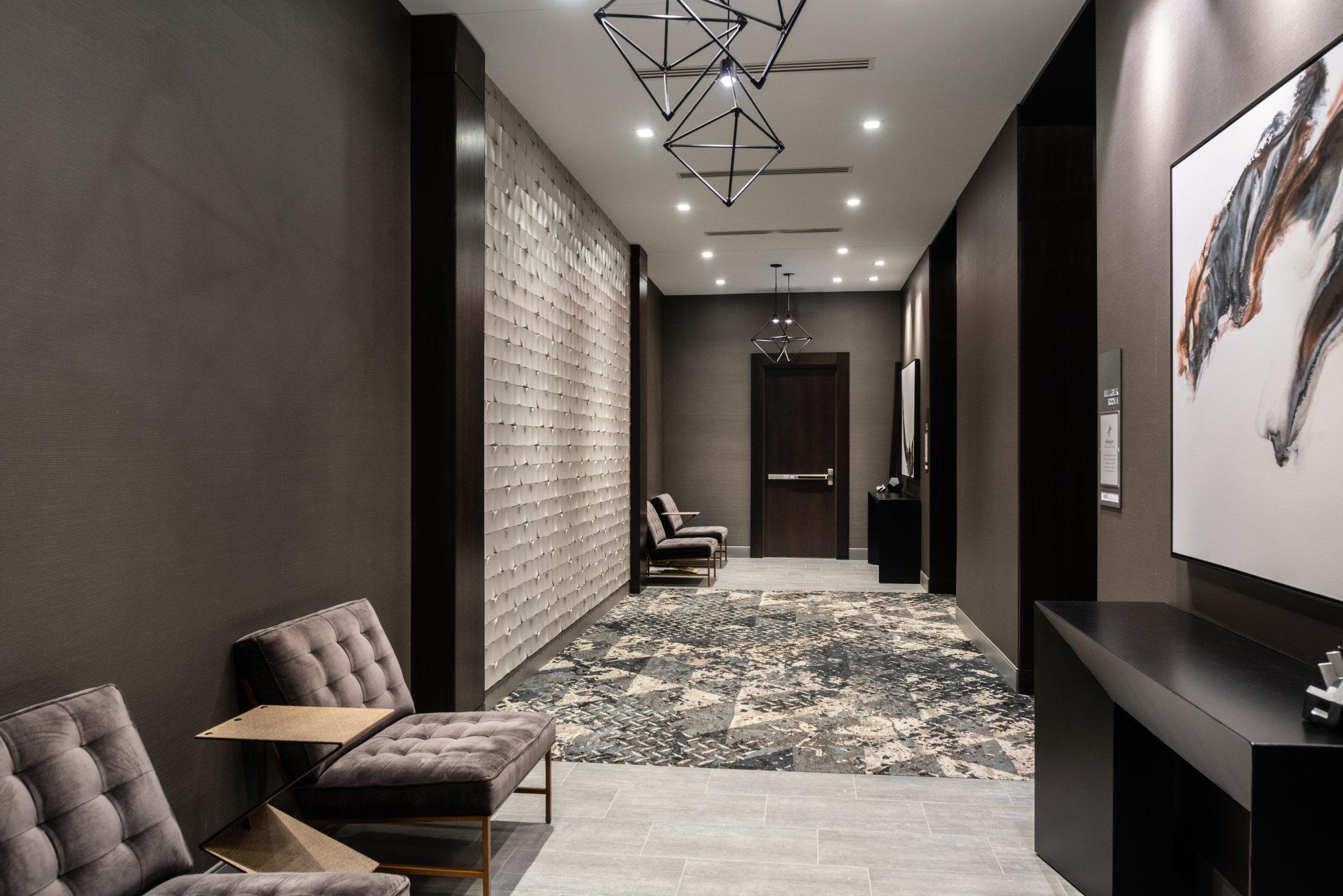 Фото Holiday Inn Boston Logan Airport - Chelsea, an Ihg Hotel