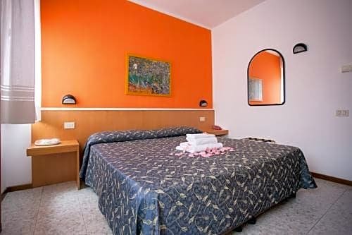 Фото Hotel Benacus