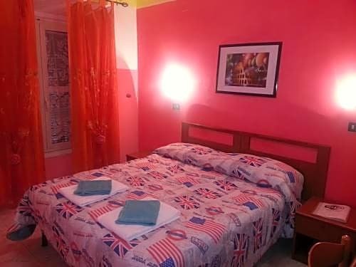 Фото Roxena House