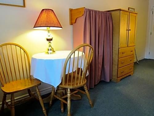 Фото Castle Rock Country Inn