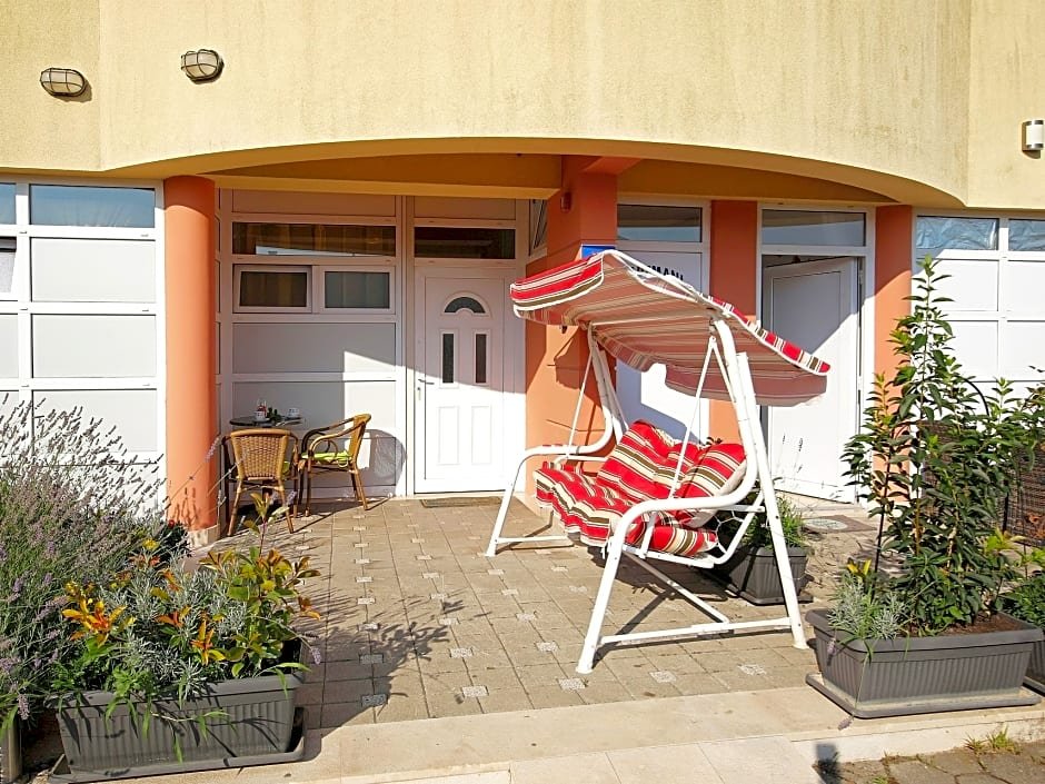 Фото Apartment Ema