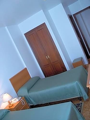 Фото Hotel Madrid