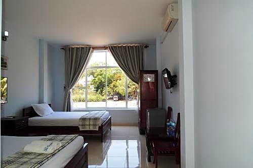 Фото Quang Nhat Hotel