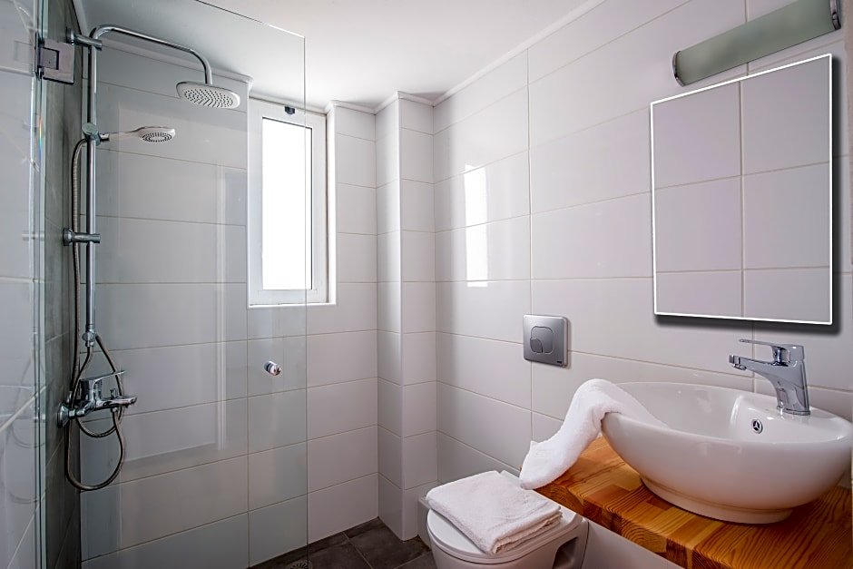 Фото W Suites by Estia