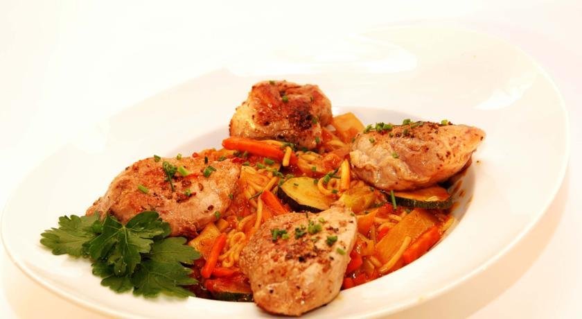 Фото Hotel-Gasthof Resengörg