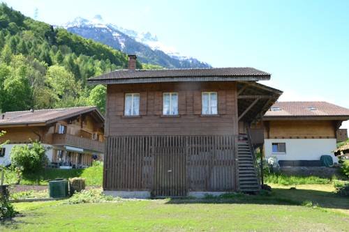 Фото Lake Lodge Hostel