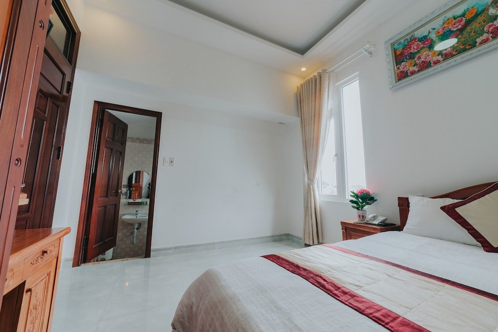 Фото Oyo 446 The Bao Hotel