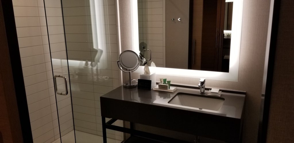 Фото Hilton Des Moines Downtown