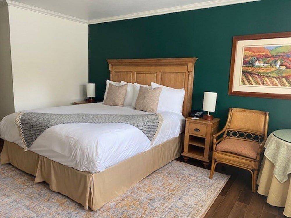 Фото Elm House Inn