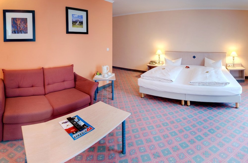 Фото Hotel am Schloß Apolda