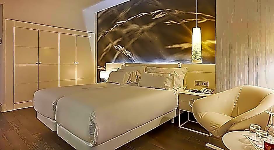 Фото Nh Collection Villa de Bilbao