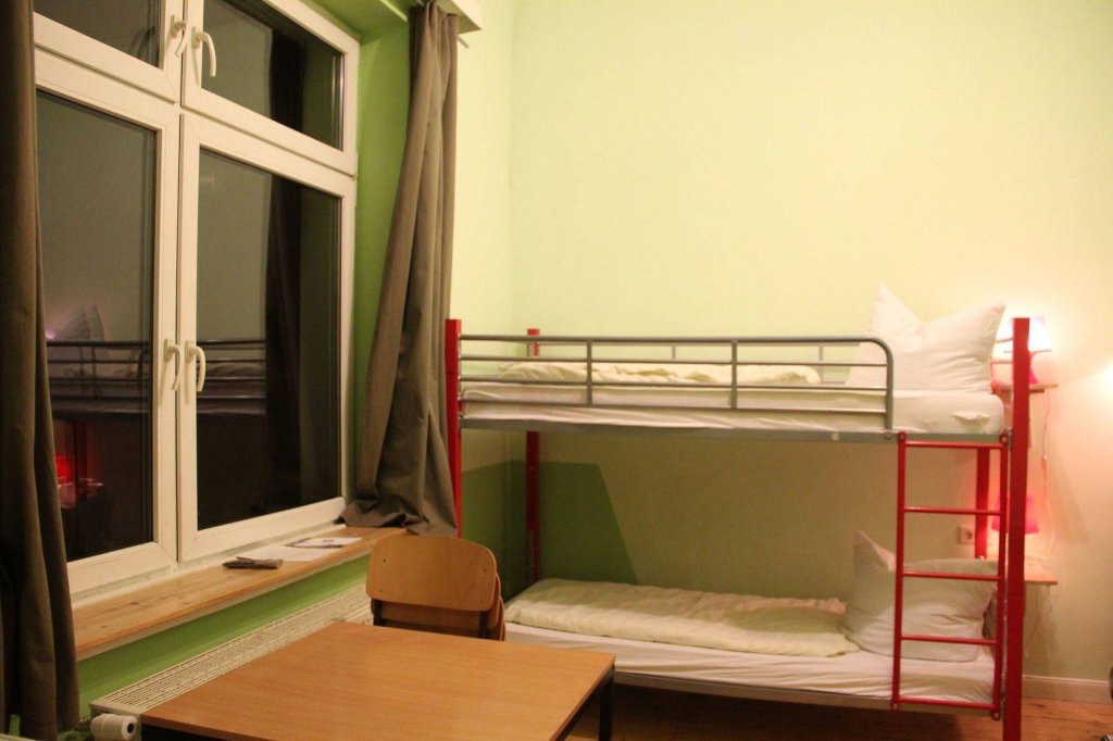 Фото Buch-Ein-Bett Hostel