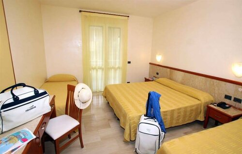 Гостиница Hotel Villaggio La Giurlita