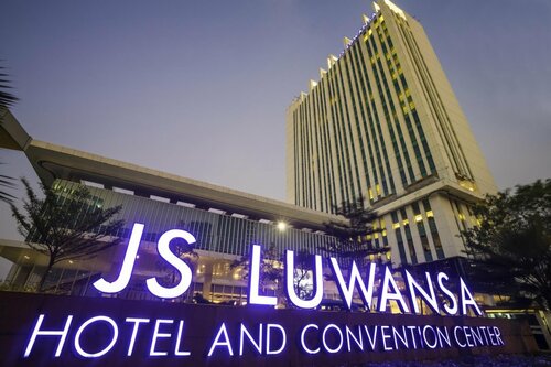 Гостиница Js Luwansa Hotel and Convention Center