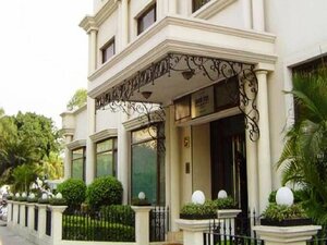 Гостиница La Place Sarovar Portico, Lucknow