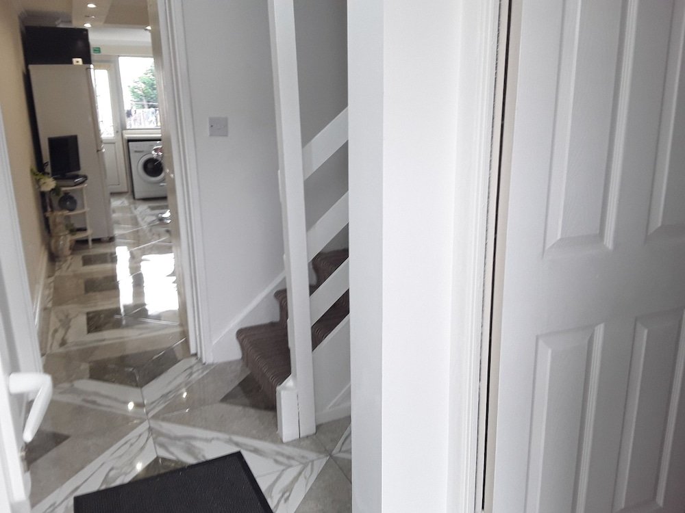 Фото Short Term Rental 4 Bedroom House