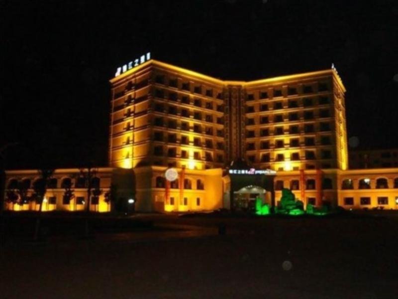 Фото отеля 1