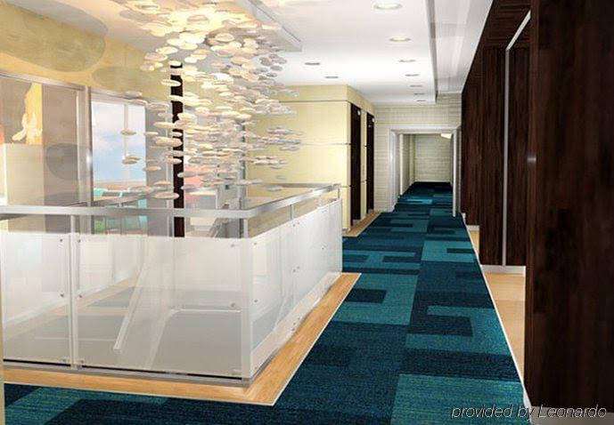 Фото Fairfield Inn & Suites by Marriott Calgary Downtown