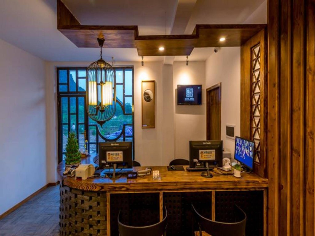 Фото Moon Flower Hotel