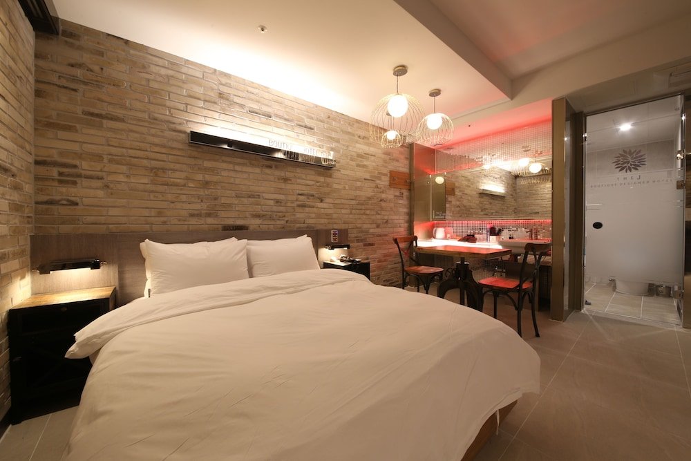 Фото Daegu J Hotel