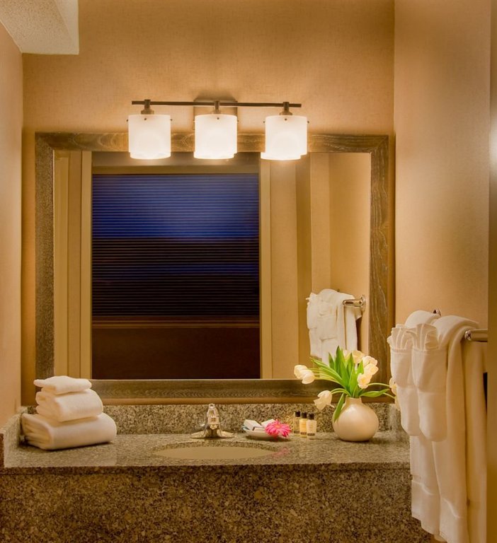 Фото 2500 Penn, a Placemakr experience