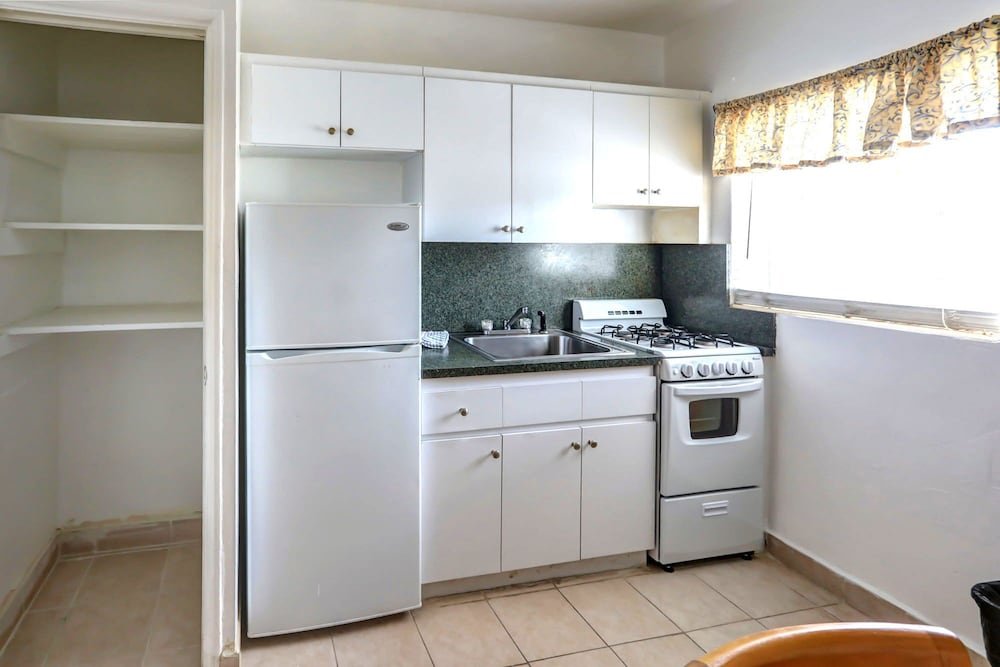 Фото Richard's Motel Extended Stay