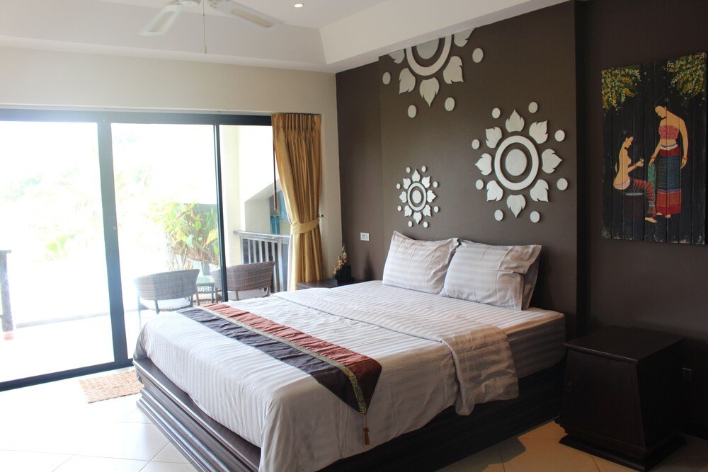 Фото Luxurious House With sea View - 2 Swimming Pools