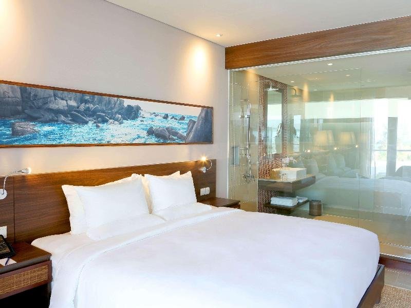 Фото Novotel Phu Quoc Resort